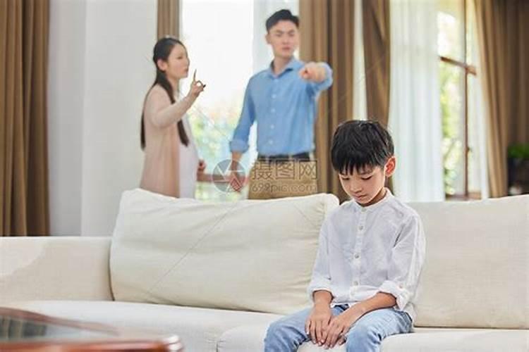 丙寅年庚子月乙未日丙戌时生,请高人详批一下八字。不胜感激
