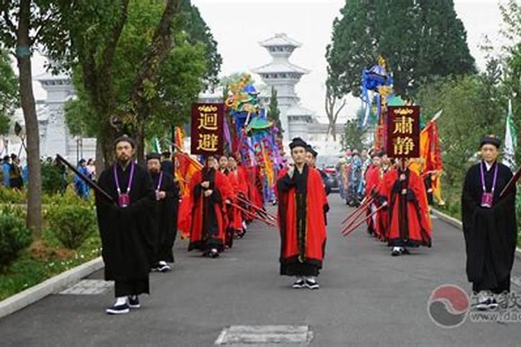 清明上坟带什么糕点好