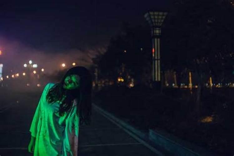 鬼节出生的人命硬吗 鬼节出生的孩子是不是对家人不好