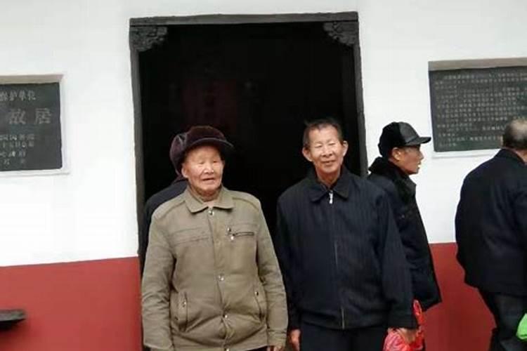 黄静裸死案回顾:6次尸检扑朔迷离,男友:我只是边缘性行为!后来怎样了...