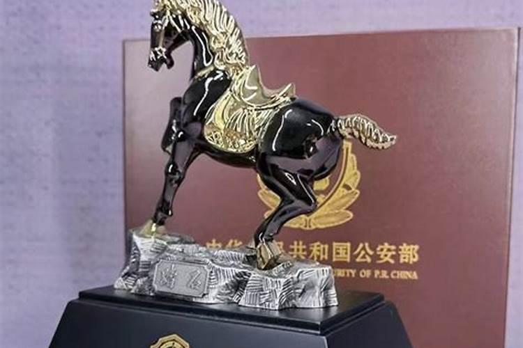 办公桌风水怎么摆放能防小人