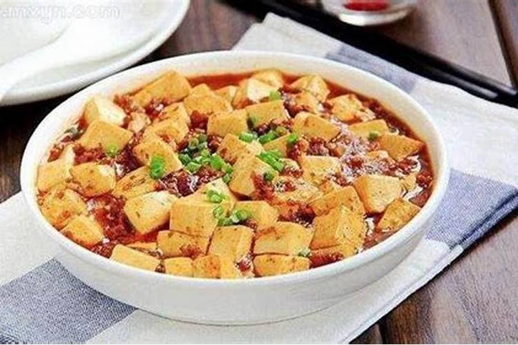 梦见吃臭臭豆腐的预兆