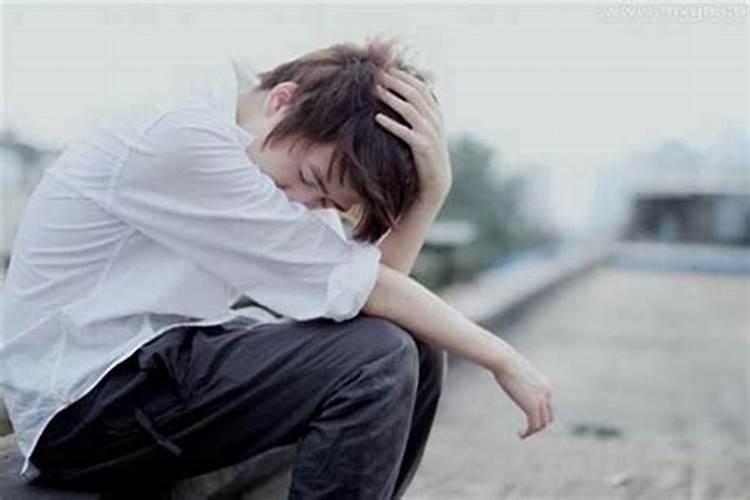 梦见有女孩主动示爱