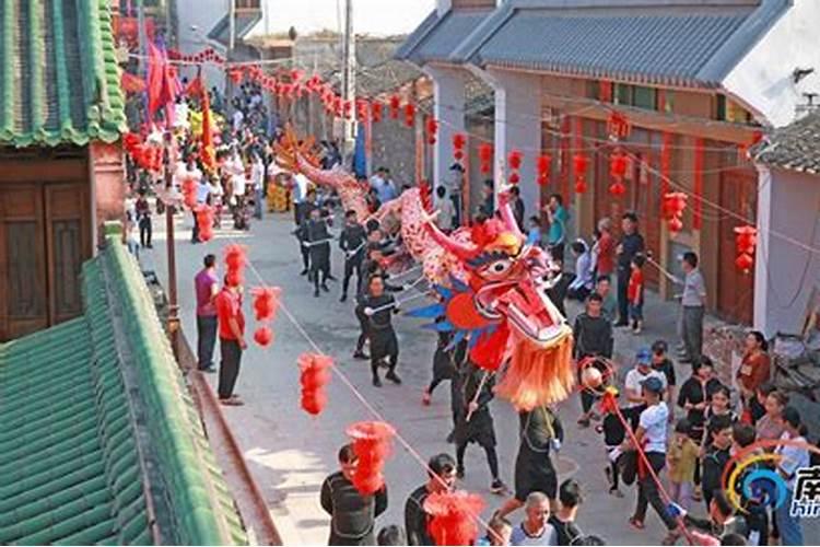 为什么中秋节要放孔明灯