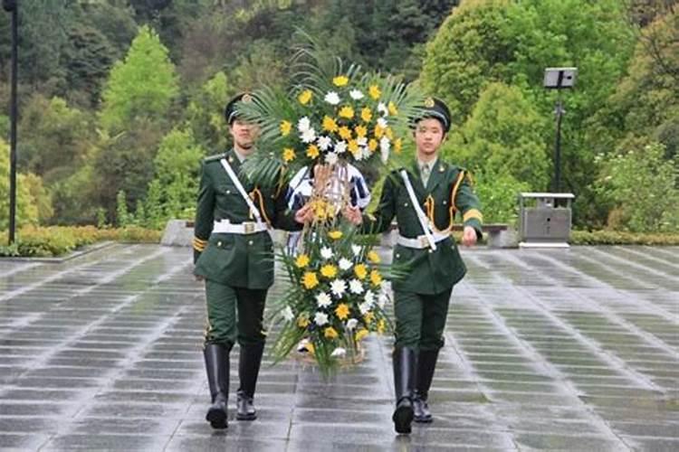周公解梦,梦见我和熟人打架警察把他带走