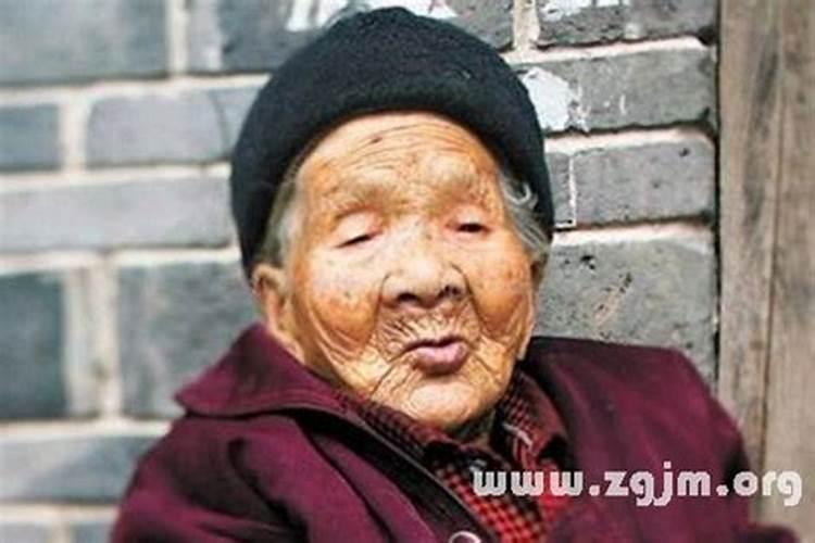 1989年属蛇的是什么命