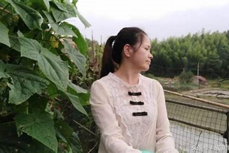 梦见父亲再婚