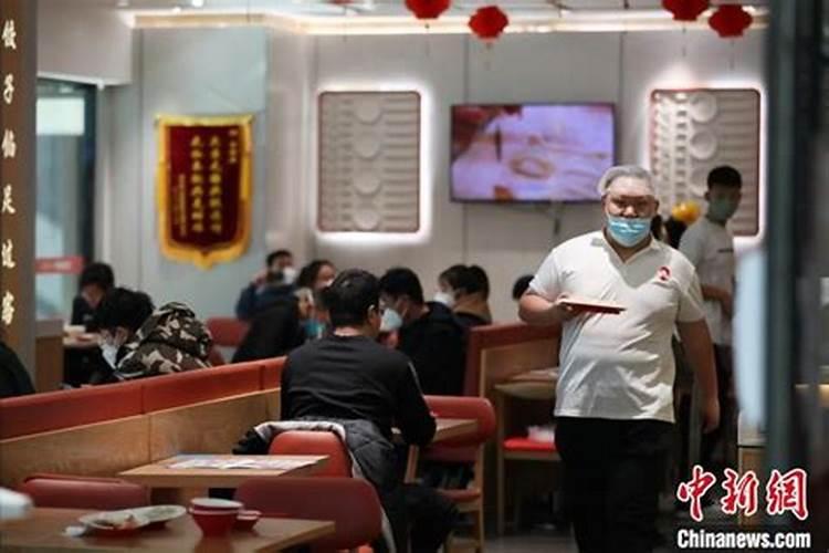 冬至要吃些什么 冬至的习俗有哪些？