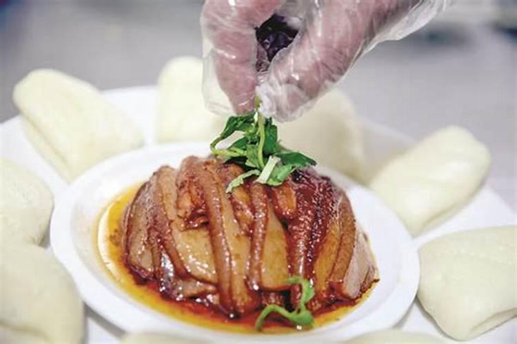 属相壬寅与戊申相冲吗