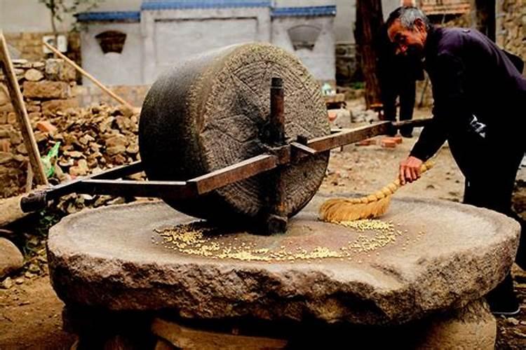 梦到石磨是什么意思？