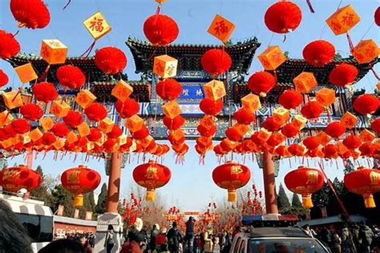 贵州六盘水市灵山寺中有哪些比较有特色的古建筑？