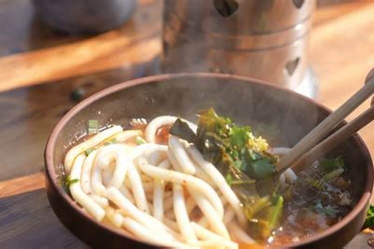 84年属鼠女在2025年每月运势