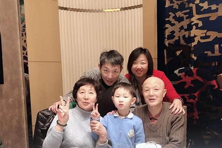 我想知道有哪个名人(明星或动漫人物)是三月十五日生的？
