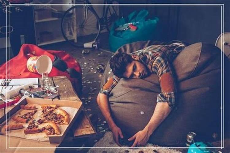 梦见陌生人闯进自己的家里的预兆