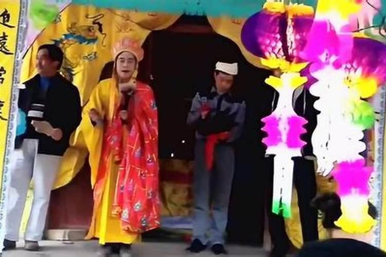女人梦见吃鱼什么预兆
