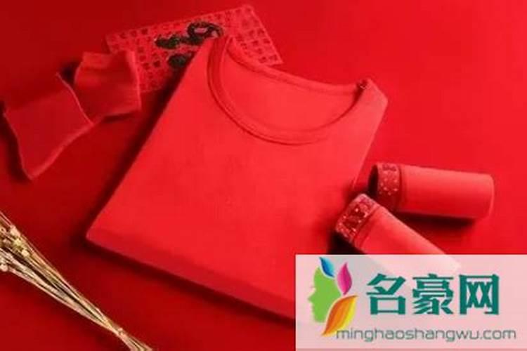 本命年三十晚上能出门吗,本命年大年初一能不能出门