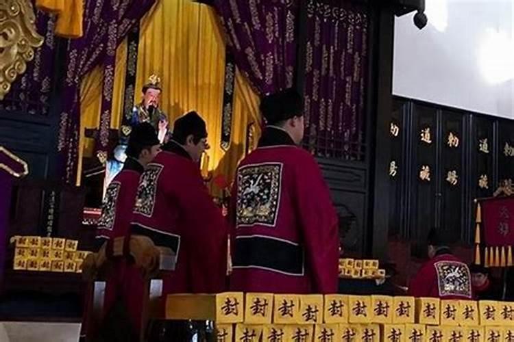 八字算两个人的姻缘怎么看两人有夫妻缘分？