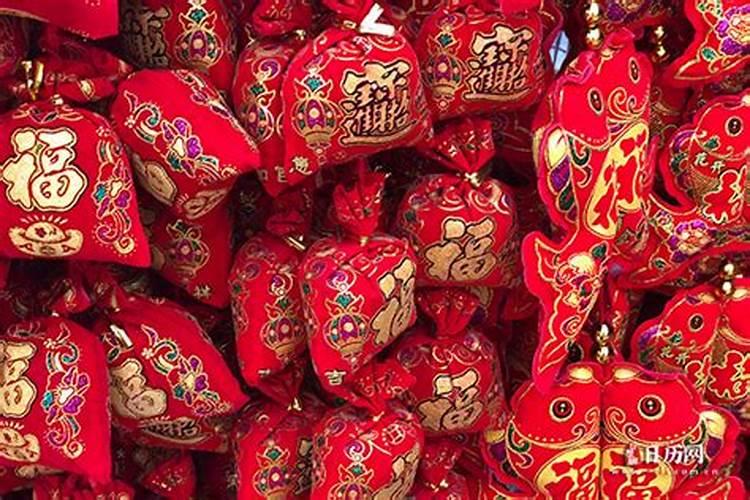 2023小年送灶王爷用烧纸吗过小年送灶王爷烧几张纸钱