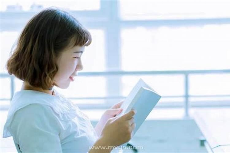 梦见我女同学对我好的预兆