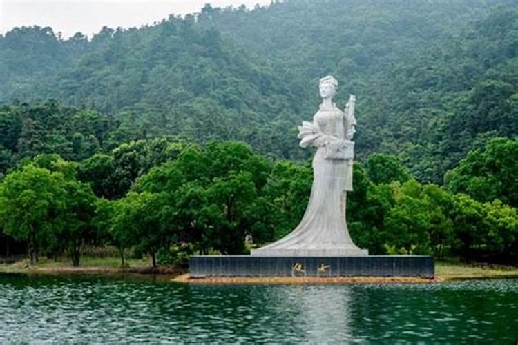 彝族风俗 凉山彝族的丧葬文化有什么特别