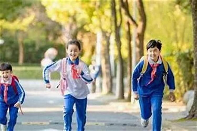 闽粤客家人把做道场称作什么 四川做功德的风俗