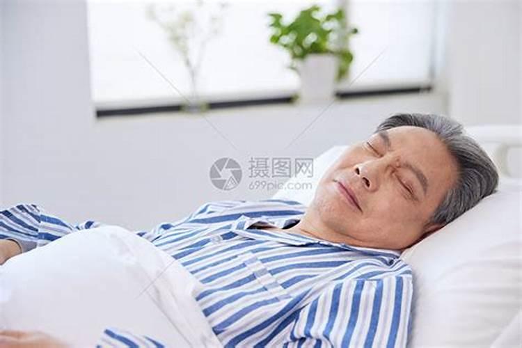 已婚女人梦见很多人一起吃饭是什么意思