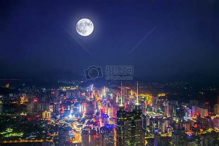 佛教说因果报应都是谁给报应的？