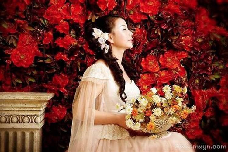 梦见朋友结婚是什么征兆
