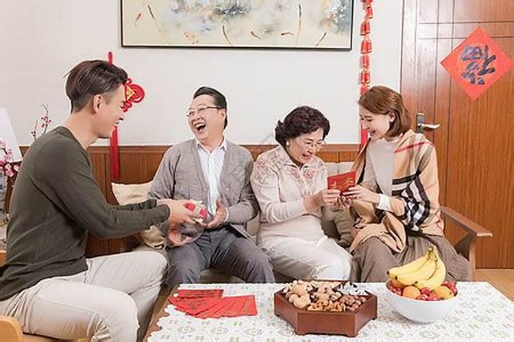 属鼠的一生命运,属鼠人一生的运势