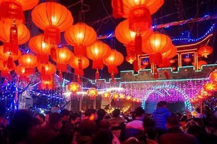 蛇年属蛇人2025年运势如何