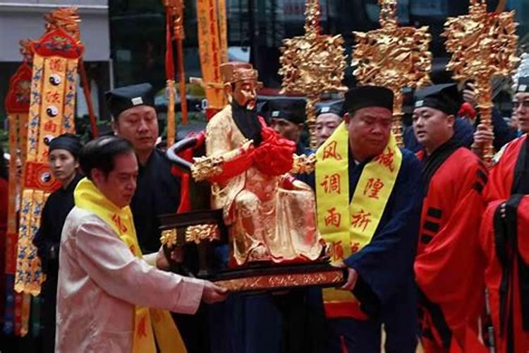正月十五上坟送灯烧纸吗