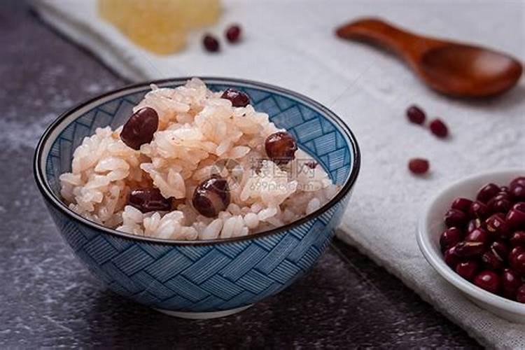 冬至吃红豆糯米饭的寓意有哪些冬至吃红豆糯米饭的寓意介绍