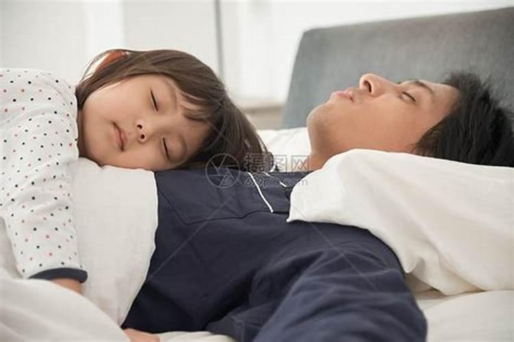 梦到家里换床？