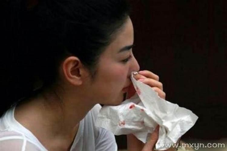 已婚女人梦见自己流鼻血是什么预兆？