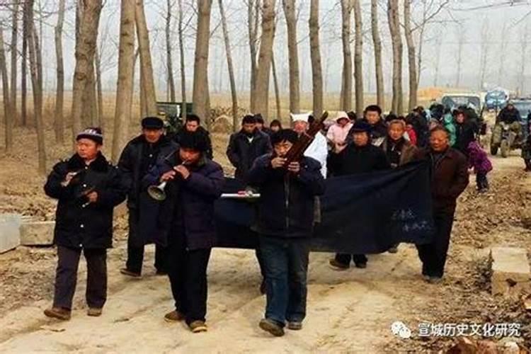 做道场的意思是什么
