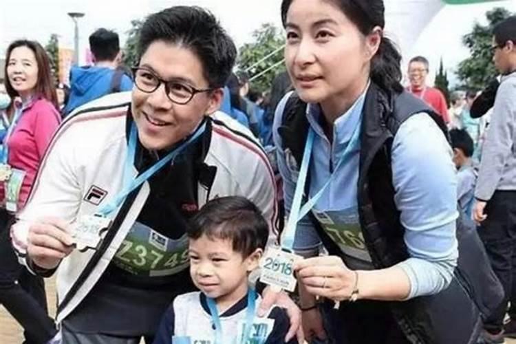 为什么郭晶晶剖腹产日子选农历七月十五