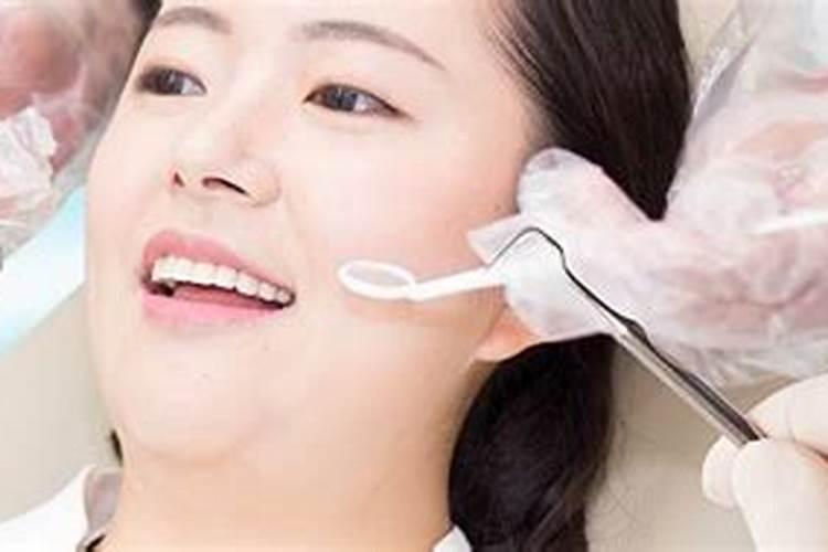 77年蛇女2025年每月运势及运程