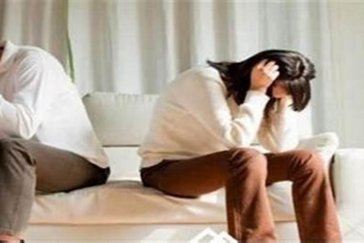 梦见妻子出轨要离婚是什么意思？