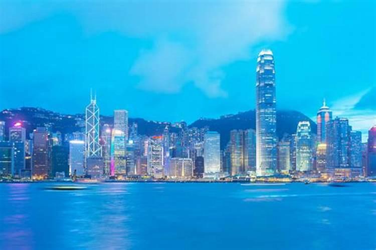 他自称“九龙皇帝”,拿出族谱证明九龙是他的封地,结果怎样了？