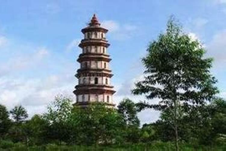 2025年属龙的需要破太岁么