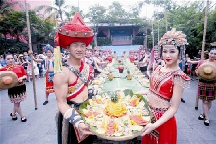 谁有黎族的习俗资料啊？