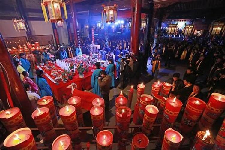 为什么有些地方的中元节过的是农历七月十三啊？