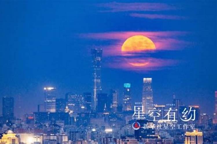 八月十五 有砸兔爷这个习俗吗,具体怎么砸