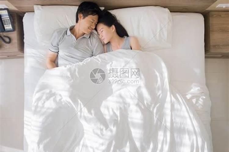 梦见自己和情人在床上的预兆