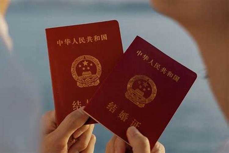 1980年属猴2025年运势