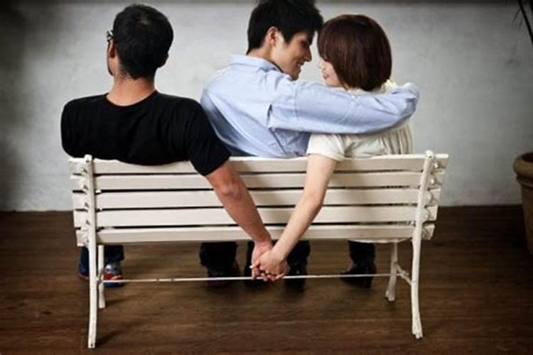 梦见老婆出轨要离婚是什么意思？