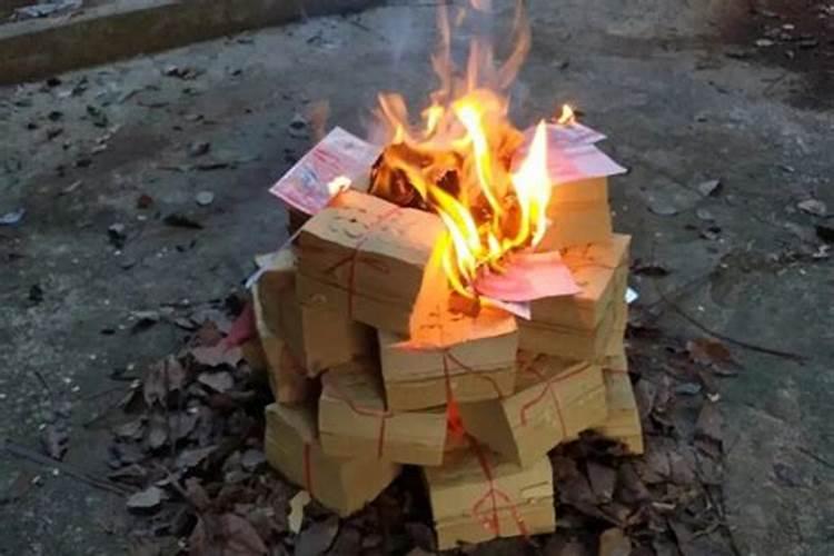 七夕节是在秋天吗