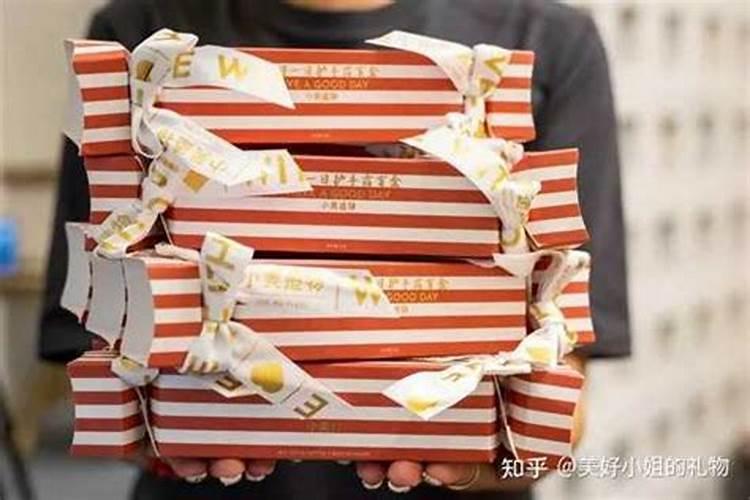除夕发红包,给女孩子。发多少合适呢？