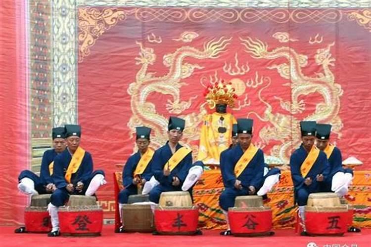 安远人有什么风俗？