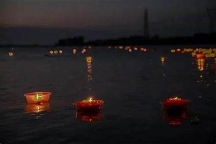 第一年去世的人七月十五要祭奠么？